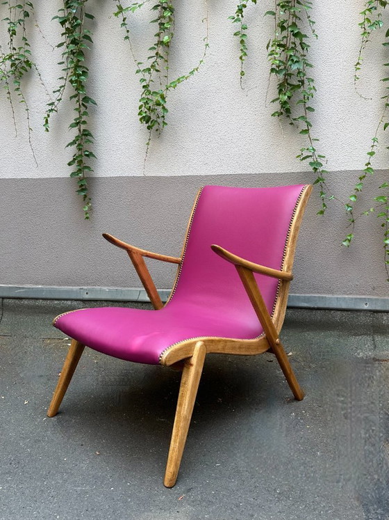 40er Jahre Lounge Chair | Buche & pinkes Echtleder – Stühle und Loungesessel, Leather, Wood (photo 5 of 5)