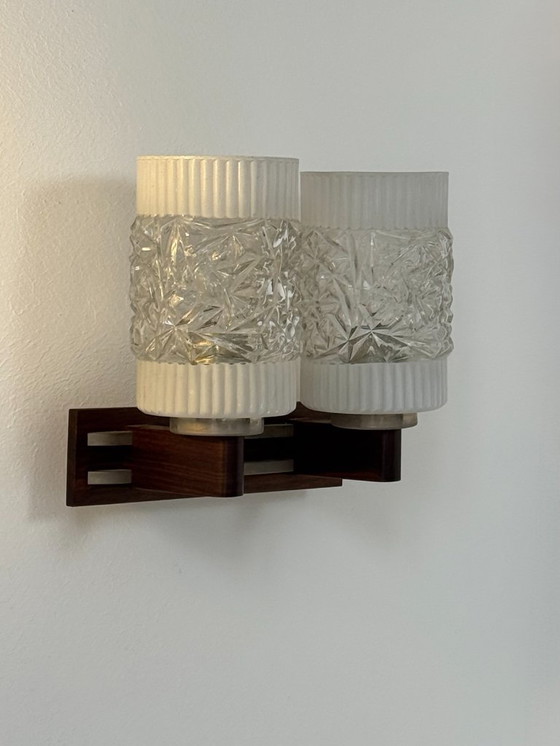 Image 1 of Coppia di applique vintage, cromate, palissandro e vetro pressato stampato, Francia