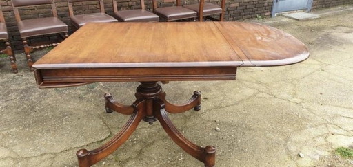 RAC Royal antiek eetkamer hangoren tafel