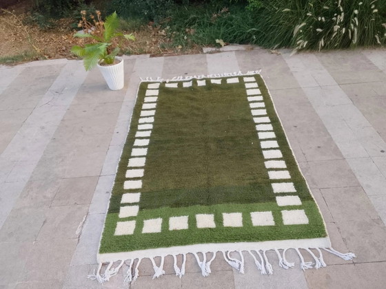 Handwoven Moroccan rug, natural wool, 250cm x 150cm, elegant decoration. – Rugs & carpets (photo 7 of 11)
