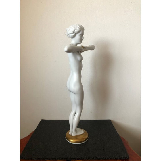 Image 1 of Vintage porcelain figurine of a lady with a balloon by Luitpold Adam