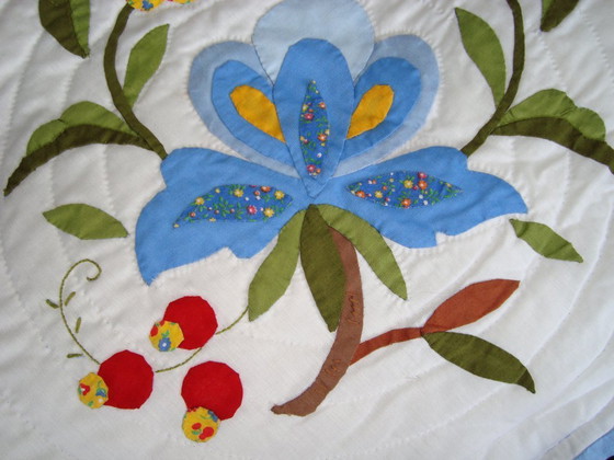 Image 1 of Handmade Amish Quilt (from 1986) - ‘Tree of life’ pattern