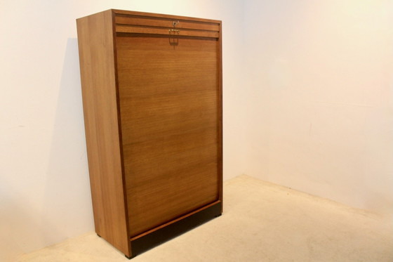 Armarios de almacenamiento de oficina de biblioteca holandesa con puerta corredera (foto 10 de 10)