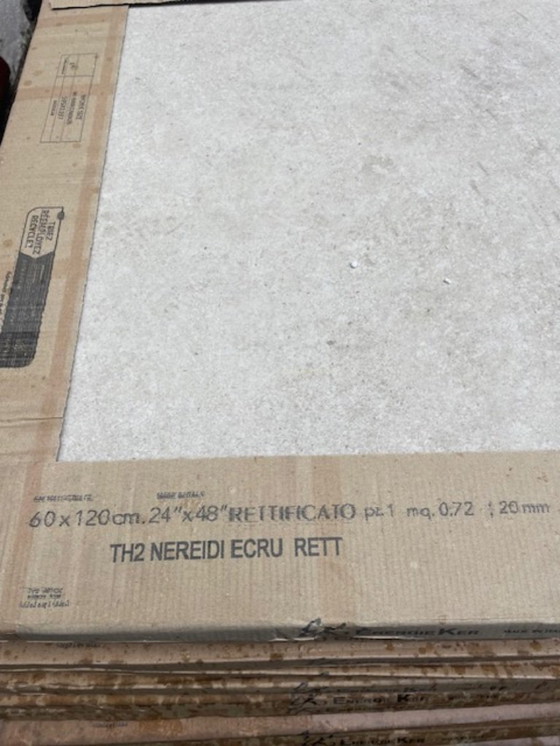 Image 1 of Fliesen für den Innen- und Außenbereich, 120 x 60 x 2 cm, italienisches Gres