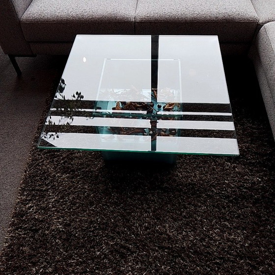 Image 1 of Helderr Display coffee table