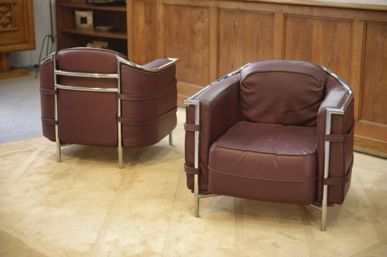 Image 1 of Een paar fauteuils in de stijl van Le Corbusier, jaren 70.