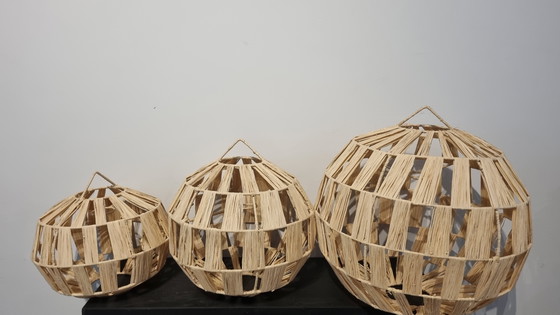 Image 1 of Lámpara colgante de rafia natural