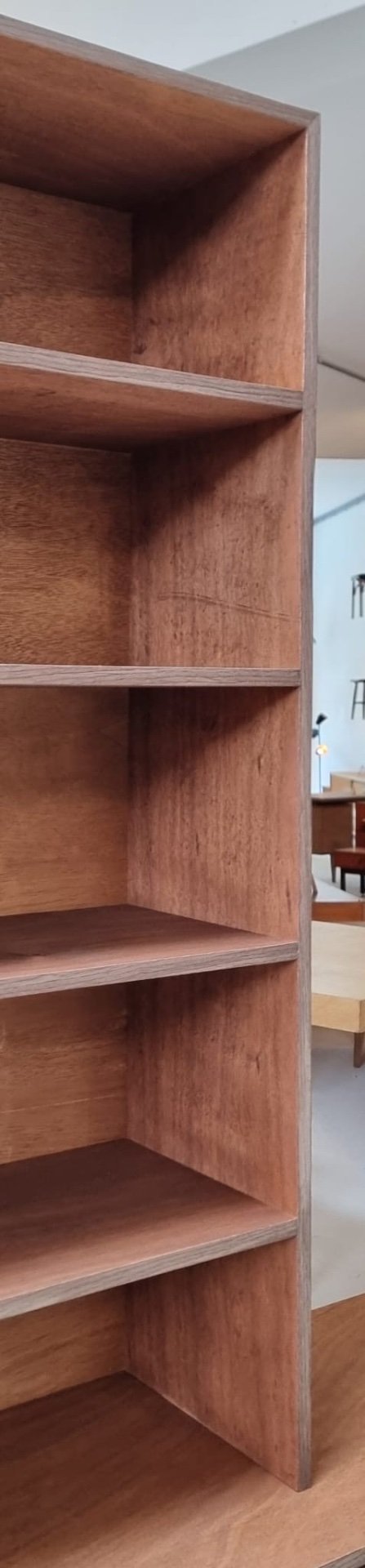 Image 1 of Elvan Highboard