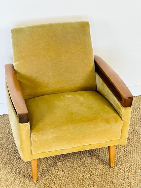 Image 1 of Canapé convertible et fauteuil vintage scandinave en teck et velours, 1960, Set de 2