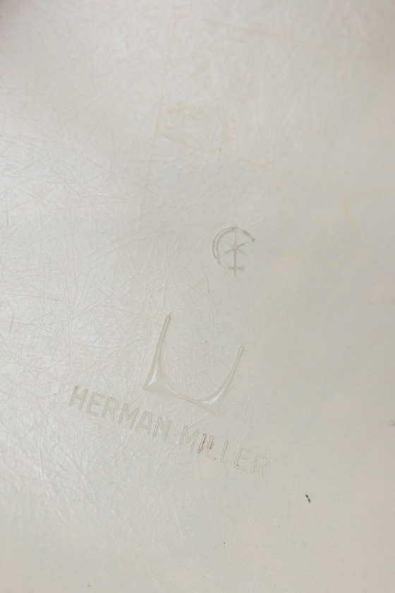 Image 1 of Chaise Eames DAW, 5x