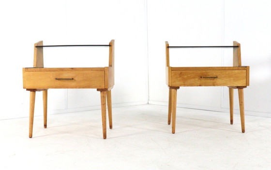 Image 1 of Ensemble de 2 tables de chevet Everest vintage