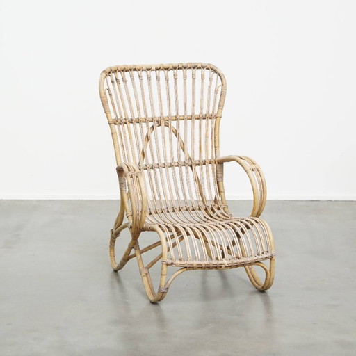 Fauteuil en rotin de design hollandais des années 1950 avec dossier haut
