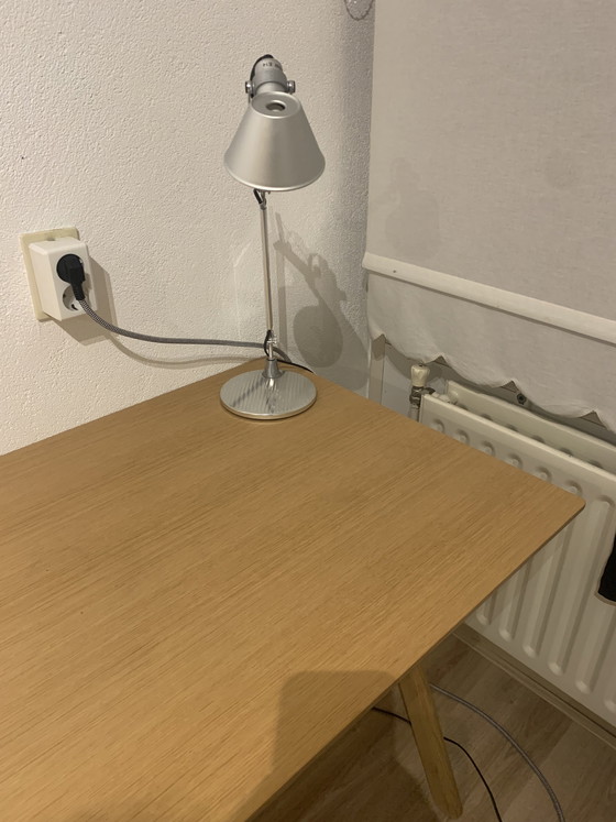 Image 1 of HAY CPH90 bureau 130x65 gelakt eiken