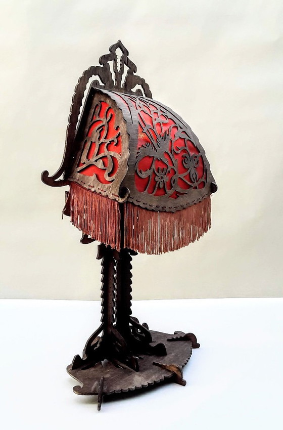 Image 1 of Lampe de table de l'école d'Amsterdam, vers 1920