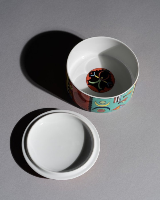 Image 1 of Caja de porcelana Rosenthal con tapa «Aventuras en Asia» Colección Reiseimpressionen