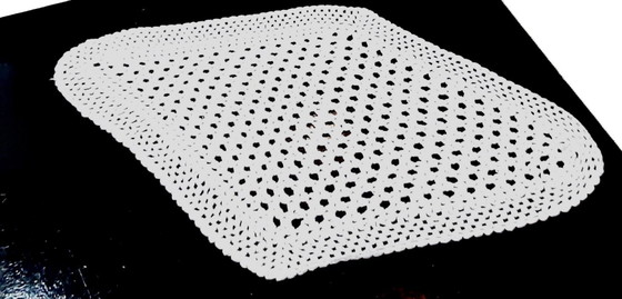 Image 1 of Tovaglia vintage piccola all'uncinetto fatta a mano 30 x 21 cm