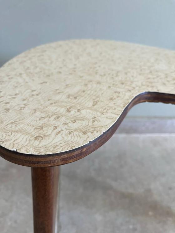 Small tripod side table in bean shape – 1950s/60s style – Wood, Mid Century Modern (photo 5 of 12)