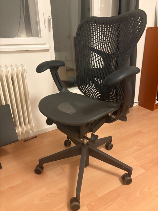 Herman Miller Mirra 2 Butterfly – Grafiet, jaargang 2022 – bureaustoelen, Other