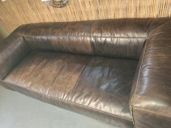 Image 1 of Zware oersterke lederen bank.