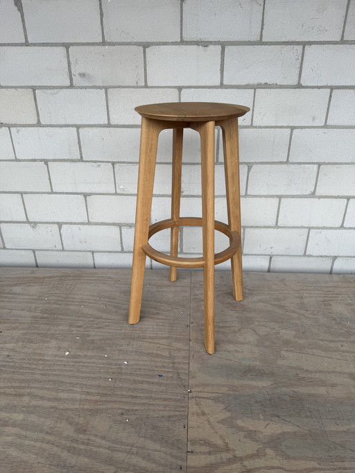 Zeitraum 1.3 Barhocker von Kihyun Kim