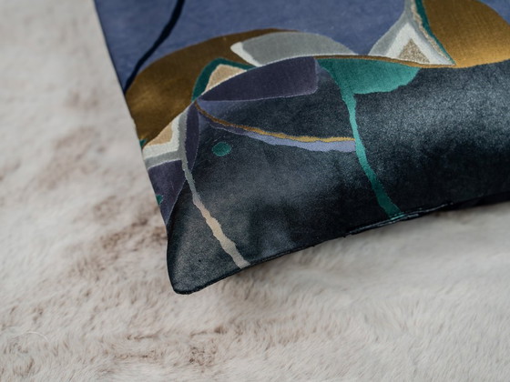 Image 1 of Oreiller lombaire Midnight Abstract Avant-Garde