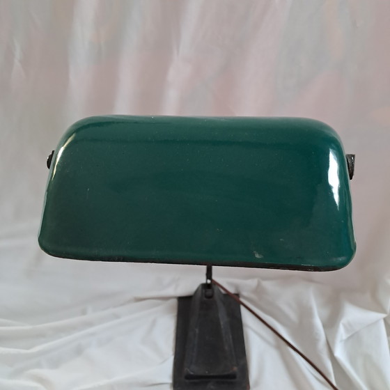 Image 1 of Schaco G1285 Notarlampe, zweiarmig, Emaille-Schirm aus den 1920er Jahren