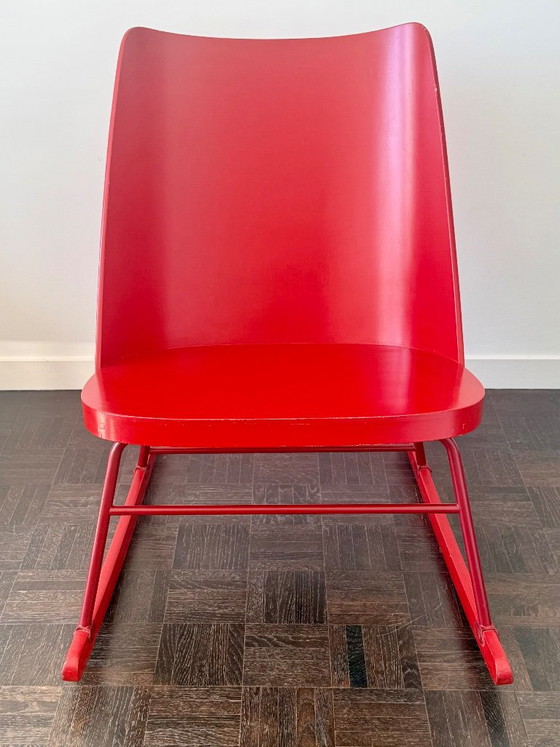 THONET vintage Rocking Chair 1955 – Metal, Wood (photo 5 of 18)
