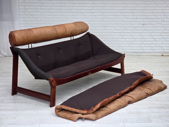 Image 1 of Anni '70, design norvegese di Jan Erik Lindgren, divano a due posti modello "Amazon".