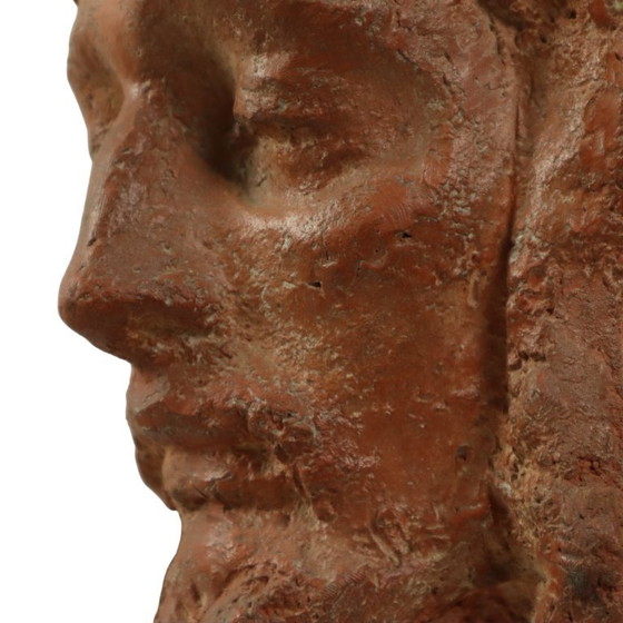 Image 1 of Buste abstrait en terre cuite du Christ