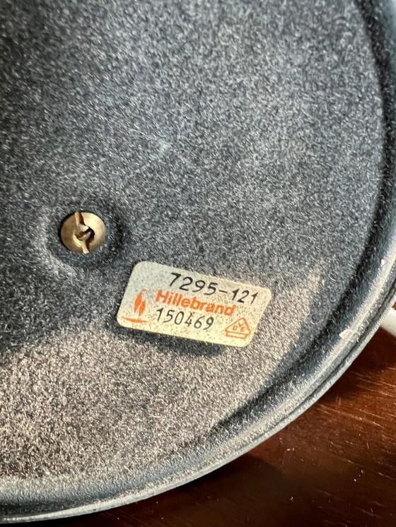 Lampada da scrivania originale Hillebrand tedesca Mid Century con collo di cigno e cappello da strega. (photo 10 of 10)