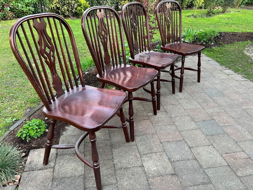Juego de 4 sillas Windsor antiguas – madera maciza color cerezo