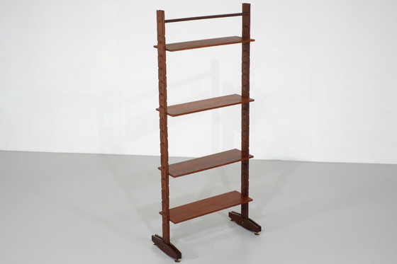 Image 1 of Italiaanse boekenplanken in teakhout - jaren 60