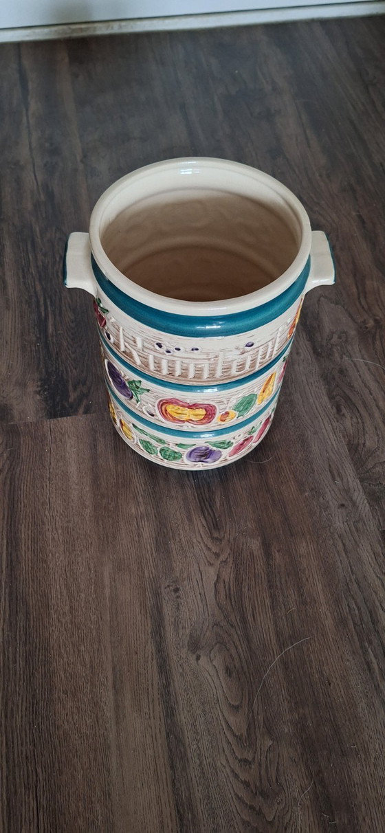 Image 1 of Pot à rhum en céramique