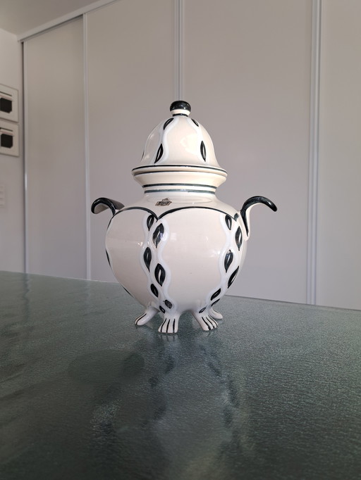 Gouda Tiko plate ginger vase