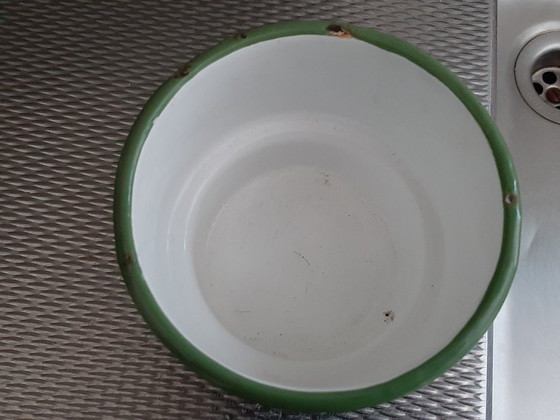 Image 1 of Sand Soap Soda rack