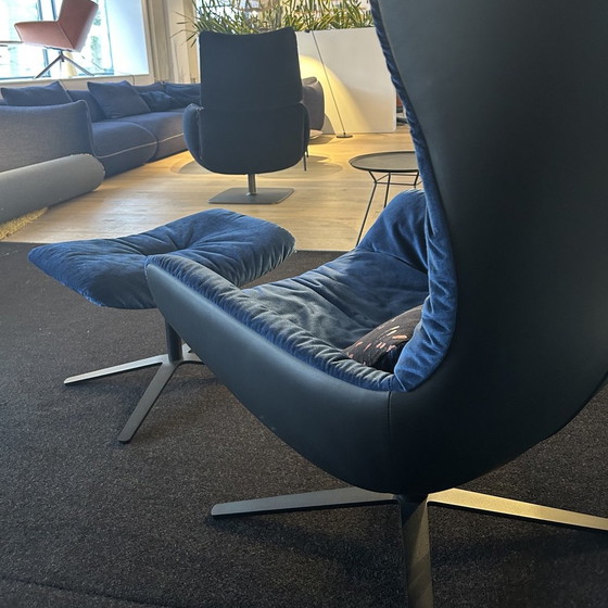 Image 1 of Poltrona relax Freifrau Leya Wingback con pouf