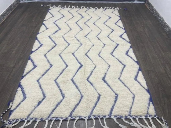 Moroccan Berber rug decorated 250cm x 150cm – Rugs & carpets, Wool (photo 7 of 8)