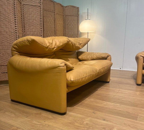 Image 1 of Cassina Maralunga Leer Set 2x 2-Zits + Fauteuil Nieuwstaat