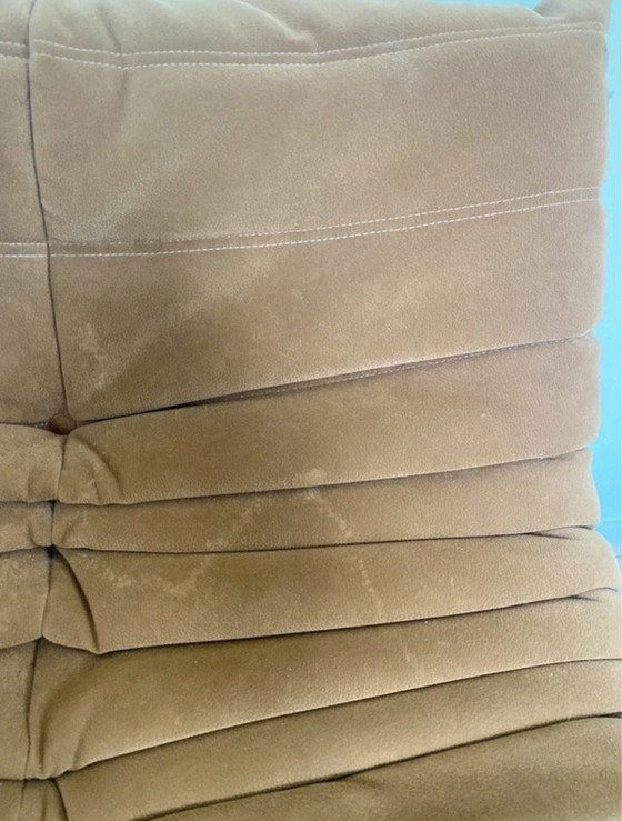 Image 1 of Ligne Roset Togo 3-seater sofa – orange-brown suede – iconic design