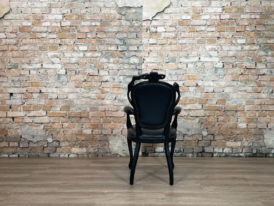 Image 1 of Belle chaise de salle à manger