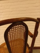Thonet-Sessel mit Armlehnen