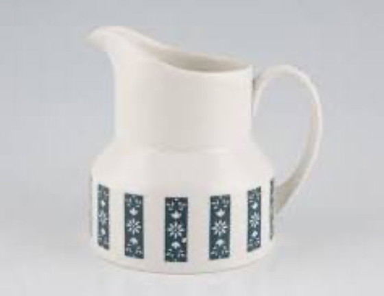 Image 1 of Vintage Royal Doulton "Moonstone" china 64 delig servies