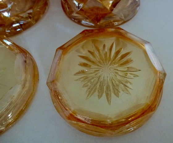 Zeldzame 7-Delige Vintage Carnival Glass Kaptafelset / Toiletset – Amber Iriserend Glas. – Decoratie, Metal (photo 8 of 10)
