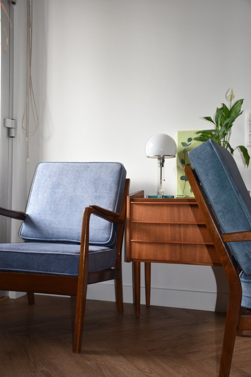 Set of Two Elegant Mid-Century Armchairs “1960s Danish Design”