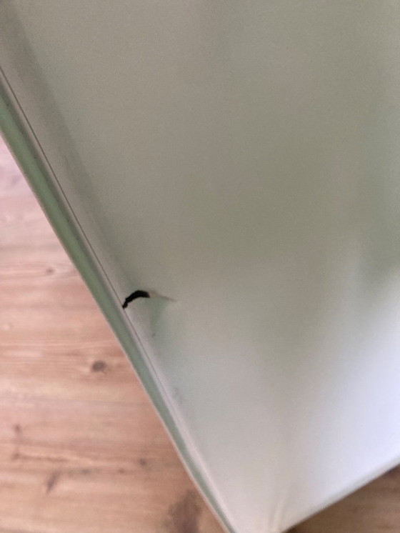 Image 1 of Armadio da campeggio vintage con design floreale retrò