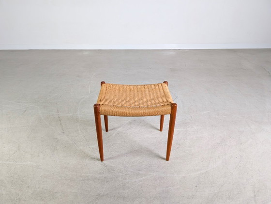 Image 1 of Originele Niels O Møller kruk J.L. Møllers model 80 Deens teakhout