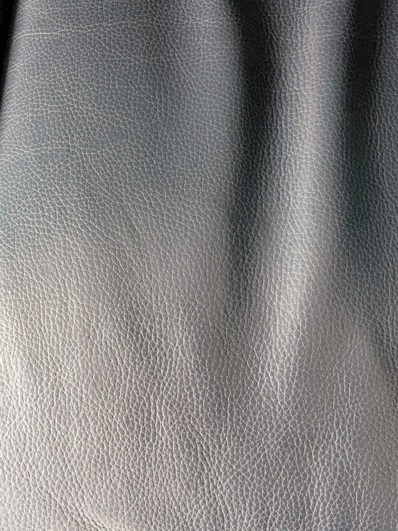 Divano Leolux Bora Bora 2,5 posti – Design senza tempo in viola scuro – Divani 2 posti, Leather (photo 8 of 9)