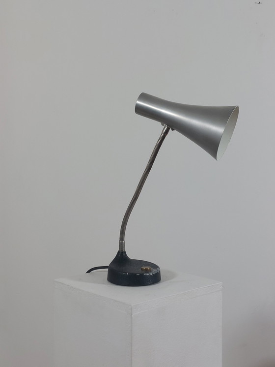 Image 1 of Lampada da tavolo vintage Hillebrand di metà secolo, lampada da scrivania a collo di cigno, finitura arricciata, anni '60