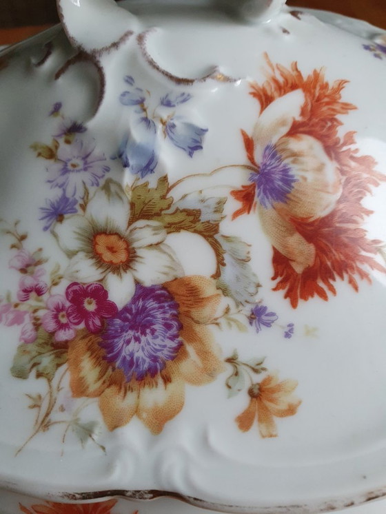 Image 1 of Elegant French porcelain tureen ca. 1900 - hand-painted