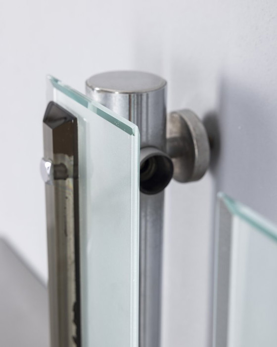 Image 1 of Paire d'appliques en métal et verre vintage des années 60 design italien